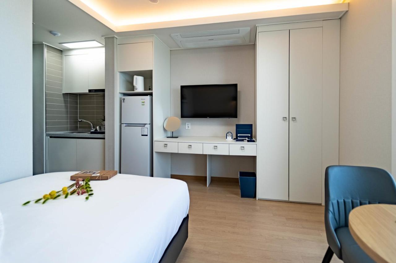 Gangneung Pineart Label Hotel ภายนอก รูปภาพ